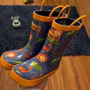 Kids rain boots